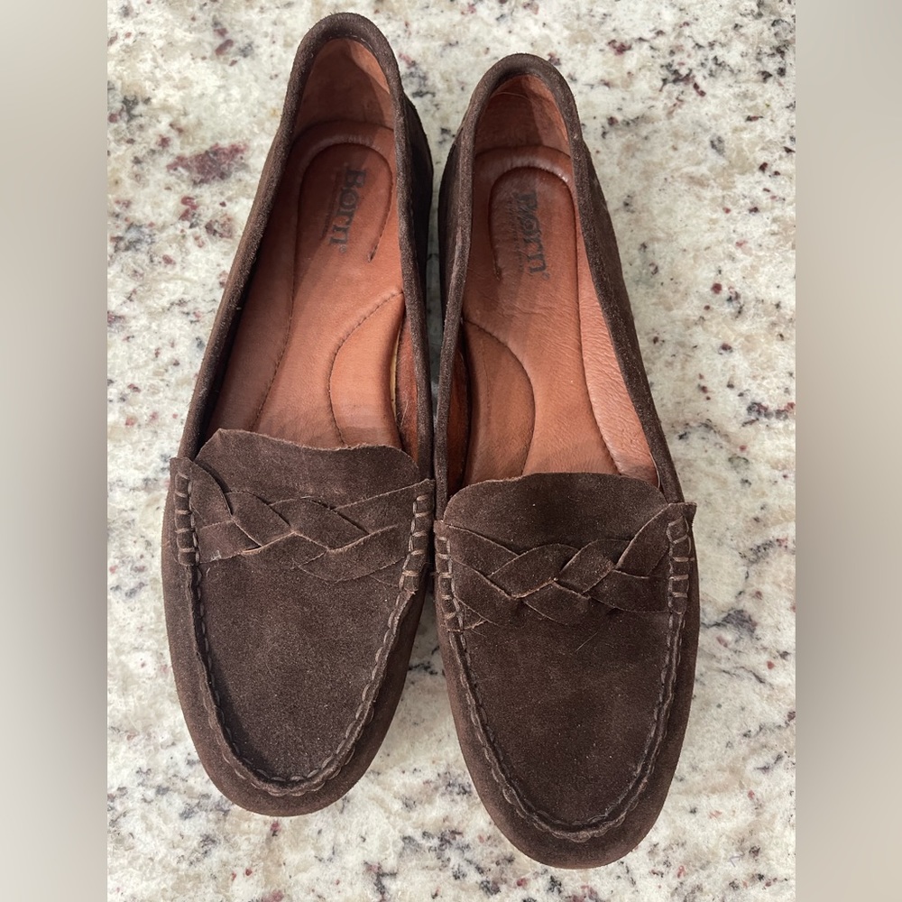 Born size 9 brown suede loafers